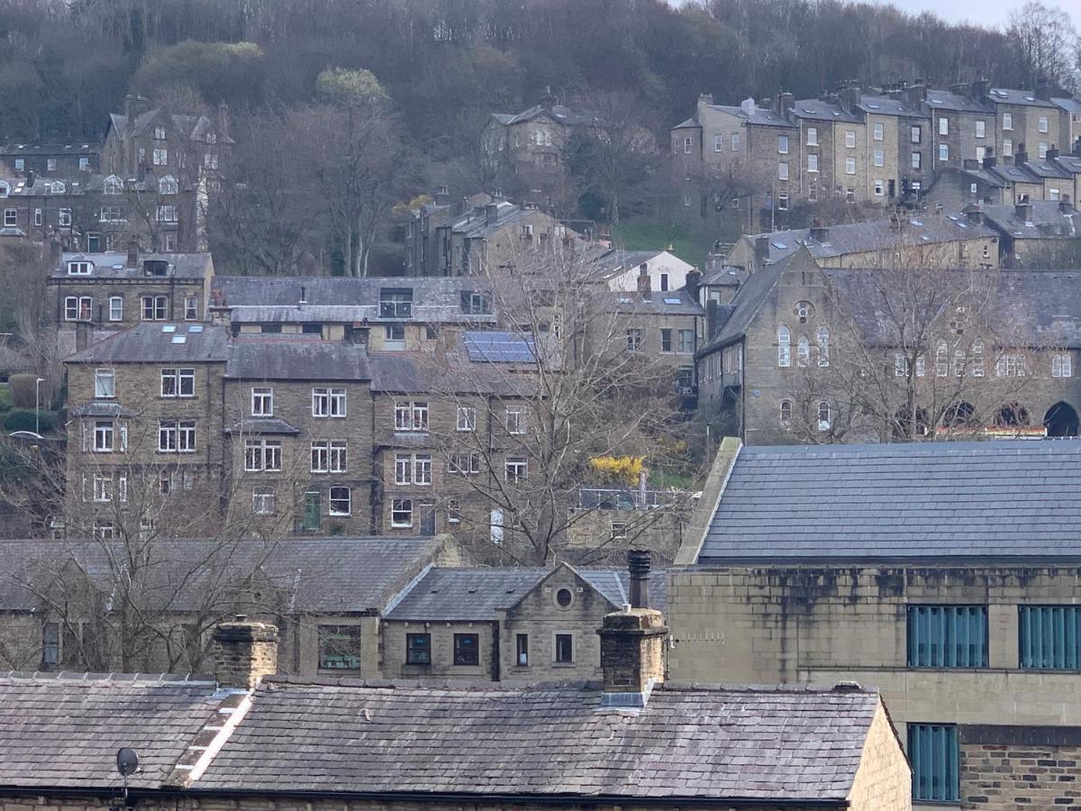 Meg'S Den Villa Hebden Bridge Exterior photo